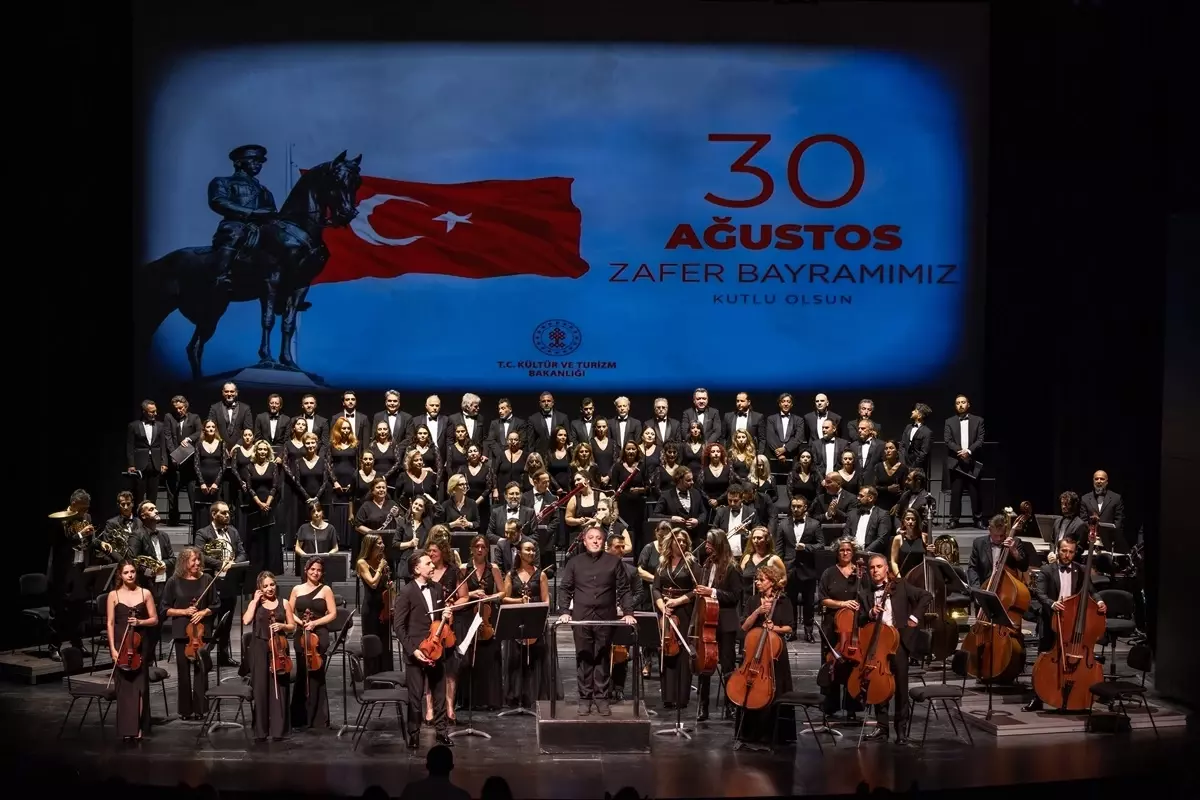 İDOB, Zafer Bayramı'nı Konserle Kutladı