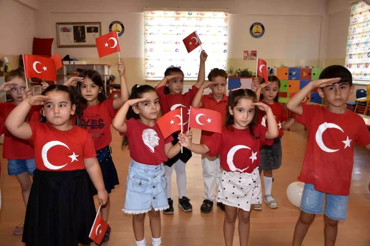 Minik Öğrenciler 30 Ağustos Zafer Bayramı'nı Coşkuyla Kutladı