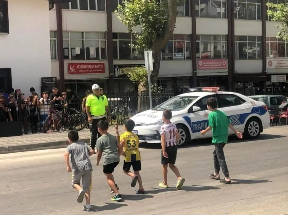 Kuran Kursu Öğrencilerine Trafik Eğitimi
