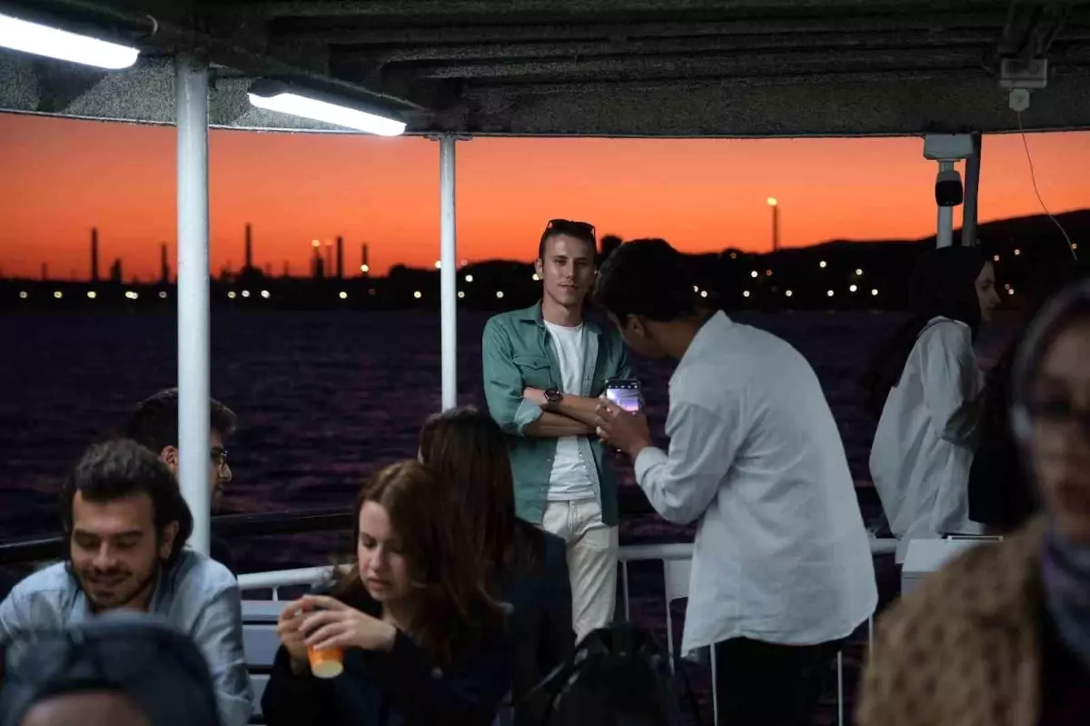 Kocaeli Gençleri Kariyer Programıyla Mehtap Turunda Buluştu