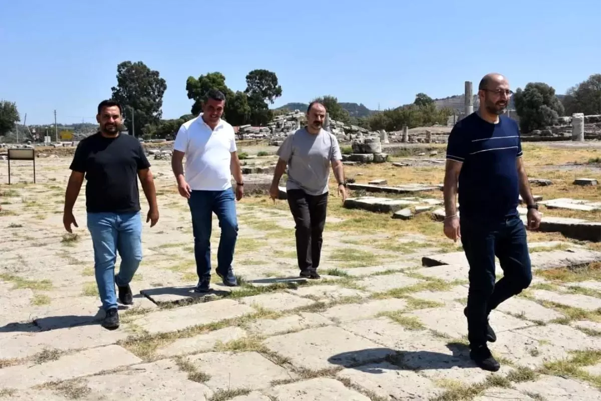 Germencik Belediye Başkanı Zencirci, Magnesia Antik Kenti'nde İncelemelerde Bulundu