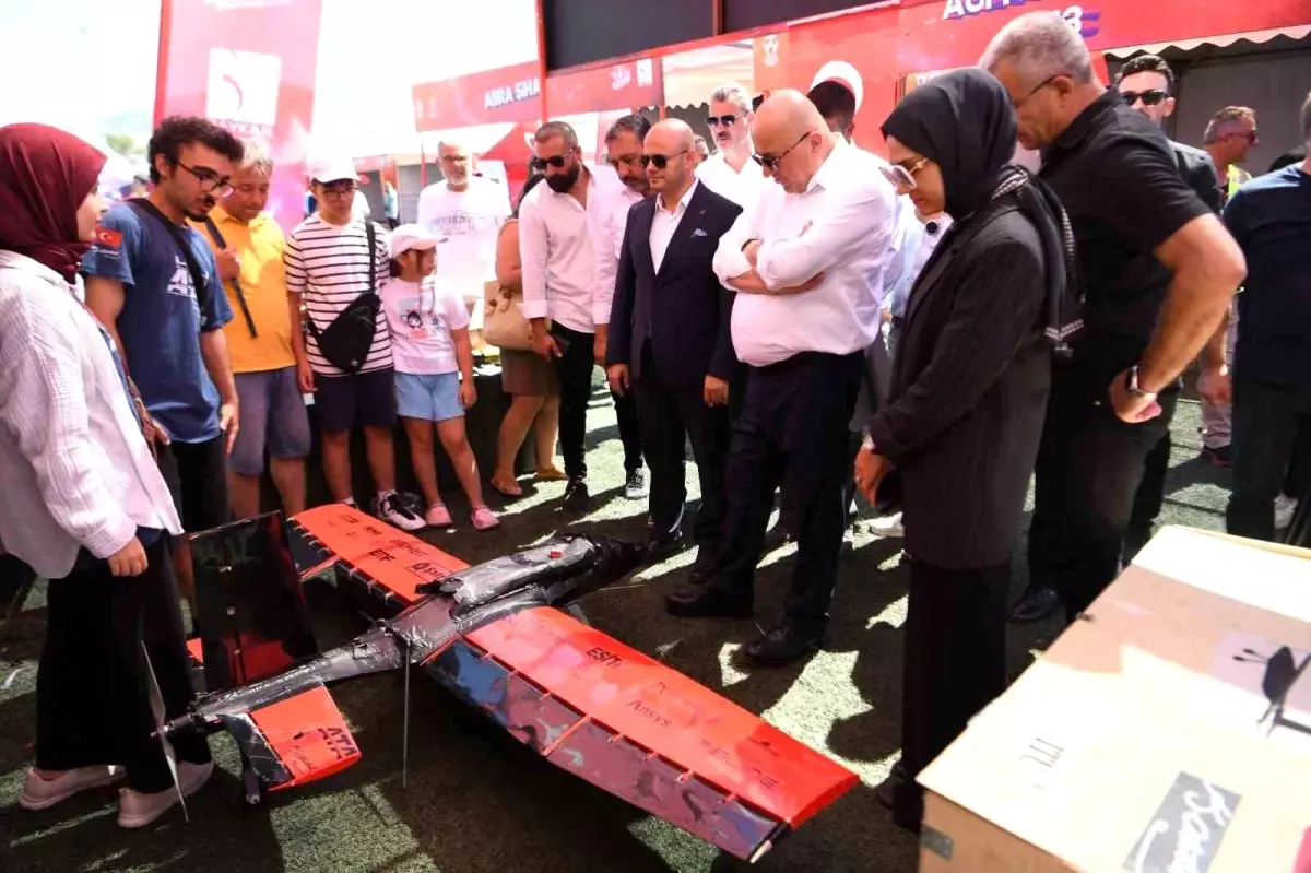 Ayhan Gider, 30 Ağustos Zafer Bayramı'nı TEKNOFEST'te Kutladı