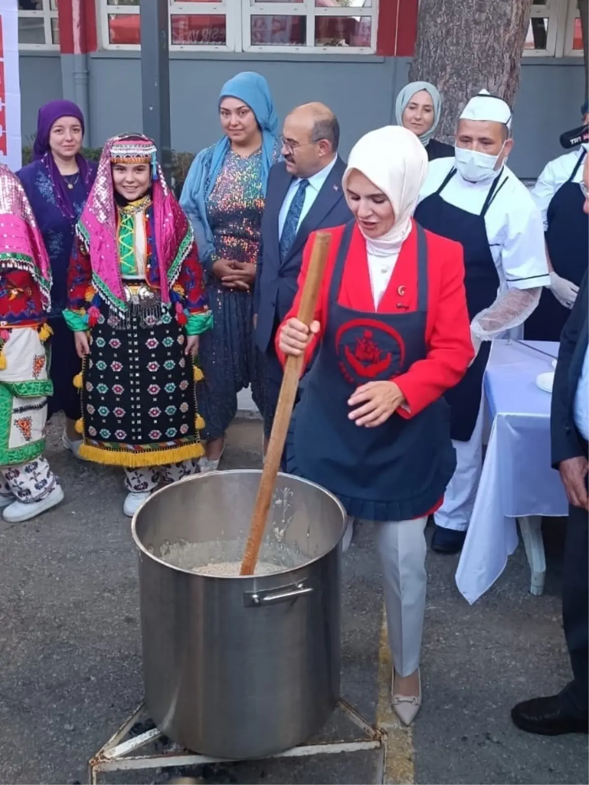 Bakan Göktaş'tan Aronya Tadı ve Keşkek