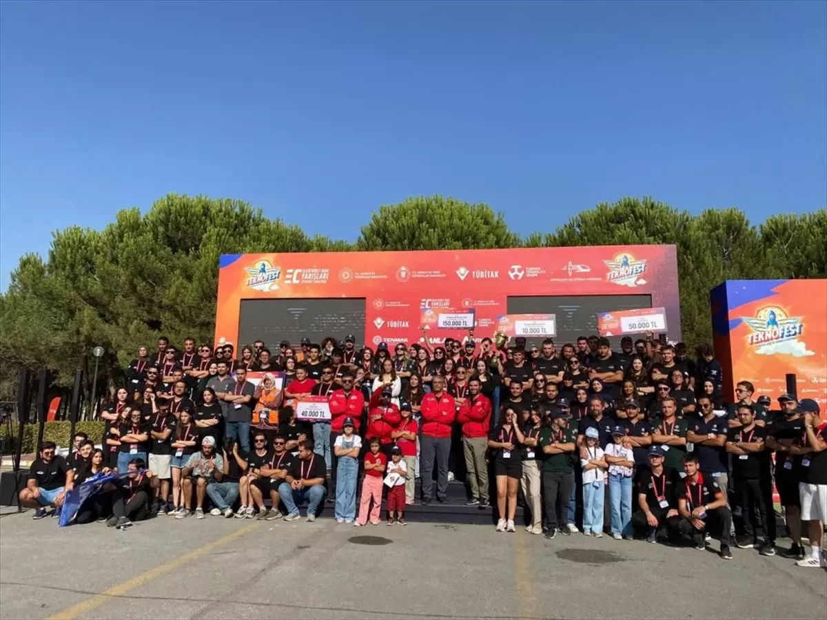 Samsun Üniversitesi TEKNOFEST 2025'te Çifte Başarı Elde Etti!