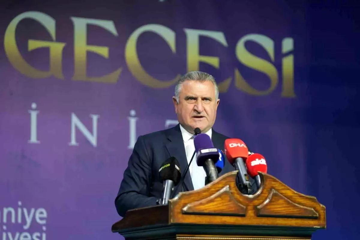 Ümraniye'de 'Altın Kupa Gecesi' Düzenlendi