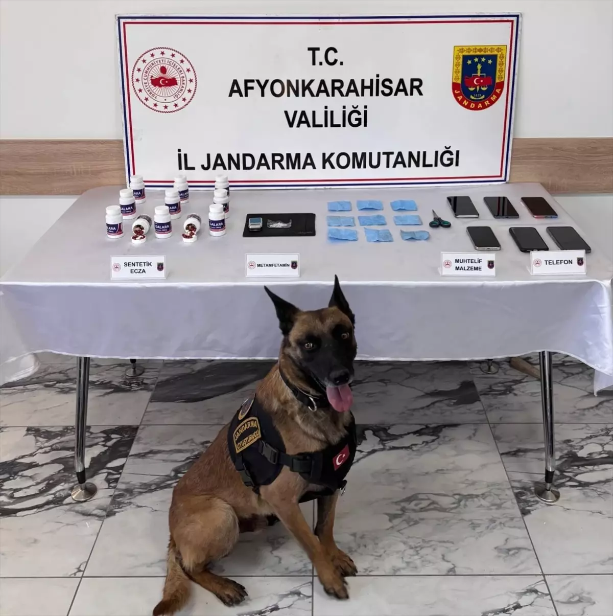 Uyuşturucu Operasyonunda 4 Kişi Tutuklandı
