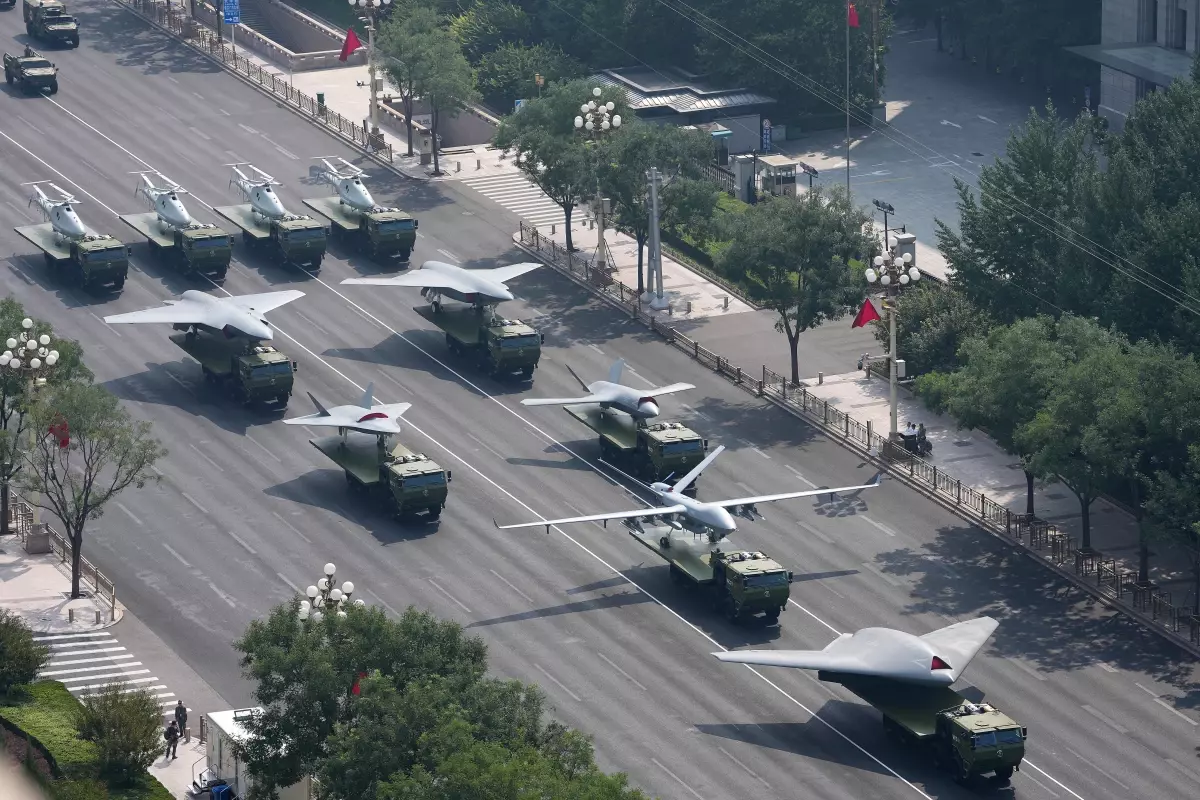 Beijing'de Askeri Geçit Töreni