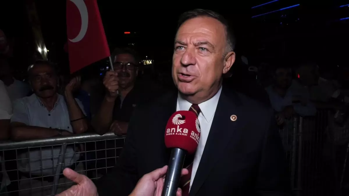 CHP'li Gökan Zeybek: Millet Sandığı İstiyor
