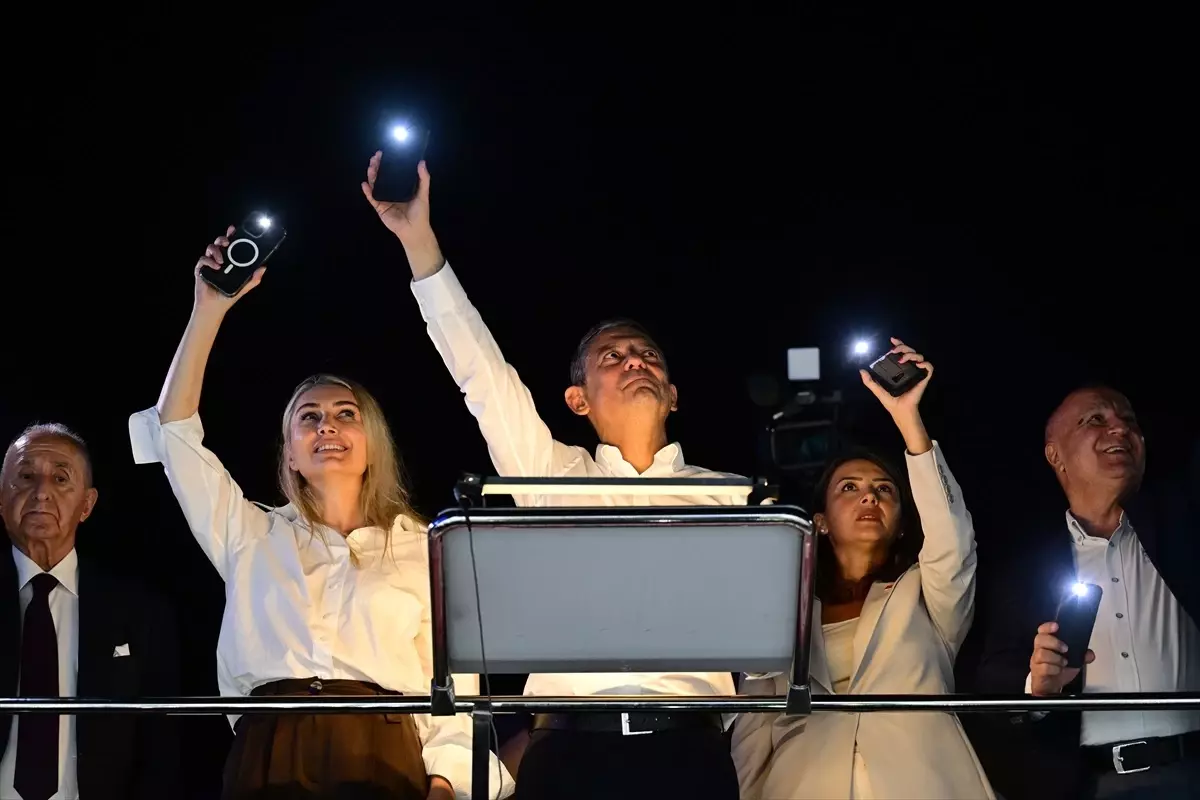 Özgür Özel: 'Korkmayacağız, Susmayacağız!'