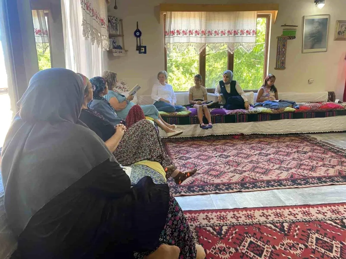 Gölpazarı'nda Kadınlarla Kitap Okuma Etkinliği