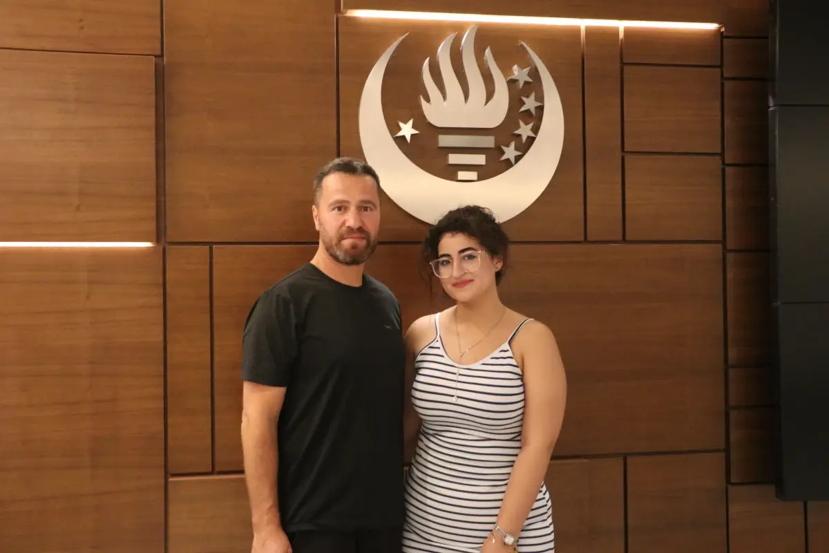 İdil Gülmez: Depremde Kaybettiklerini Aşarak Hayalini Gerçekleştirdi