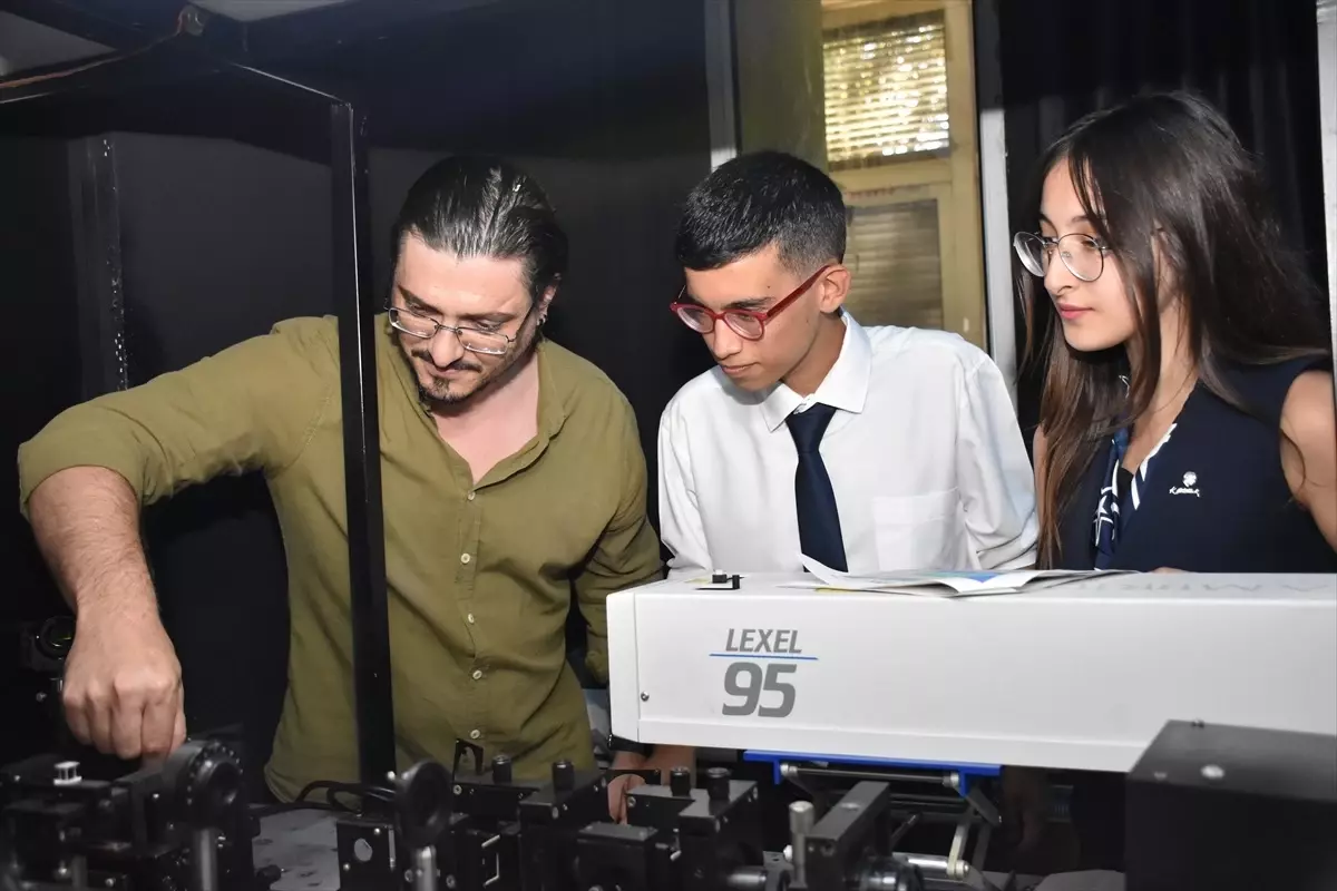 Lise Öğrencileri NASA'da Projelerini Tanıtacak