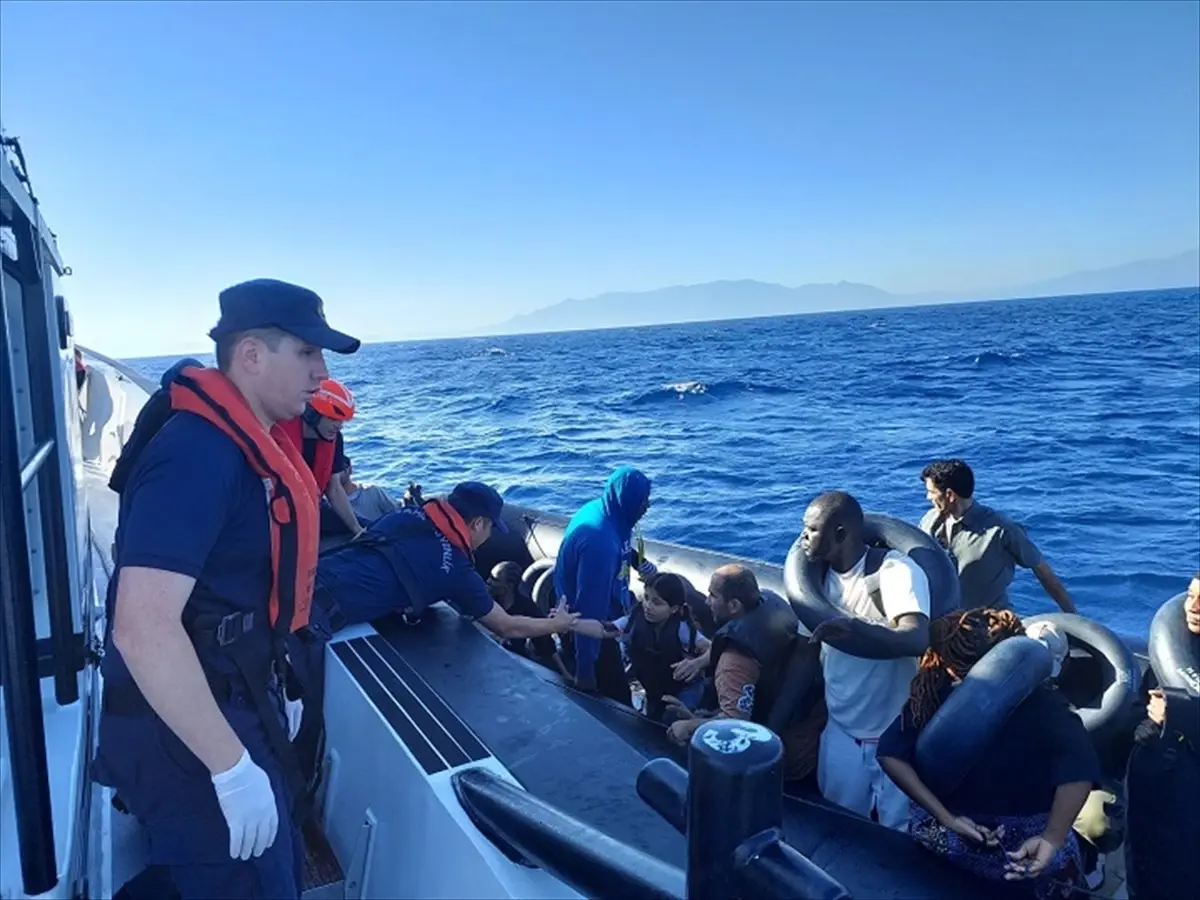 Çeşme ve Seferihisar'da Düzensiz Göçmenlere Operasyon