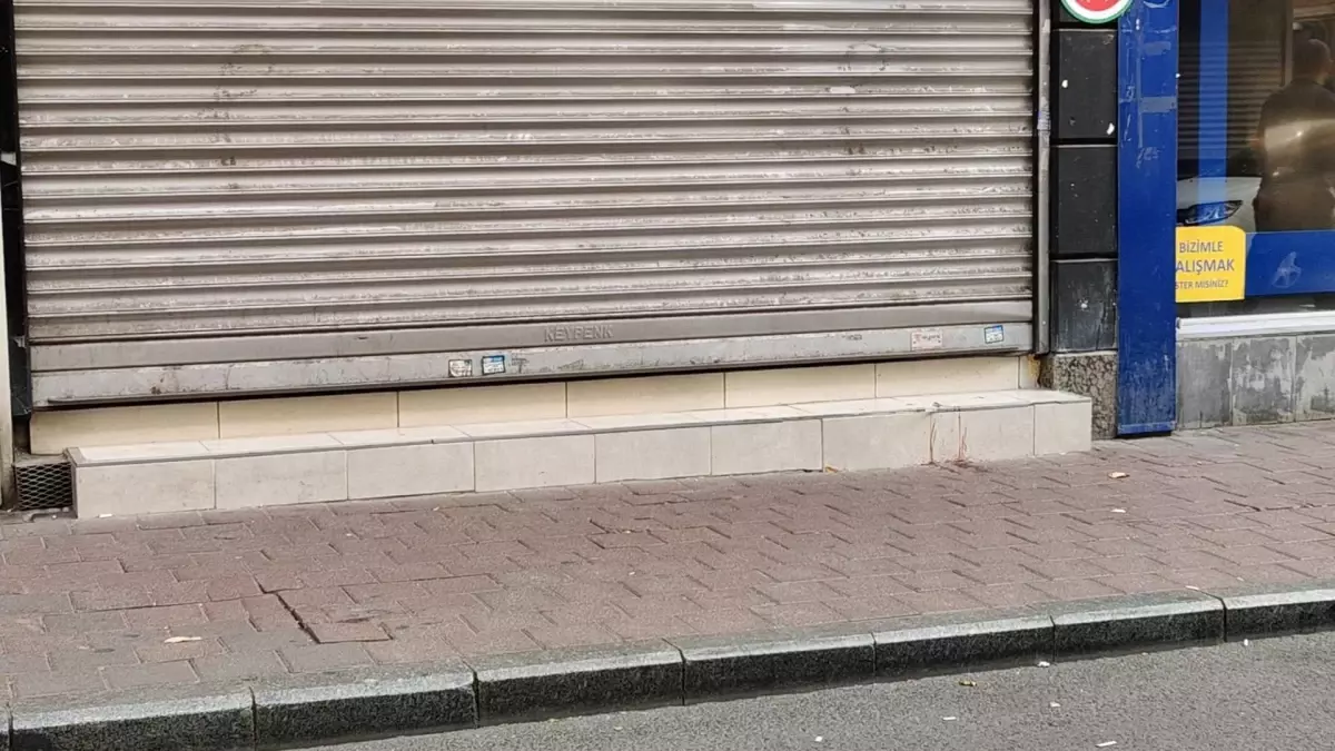 Büfe Kavgası: Yeni İşletmeci Bıçaklanarak Öldürüldü