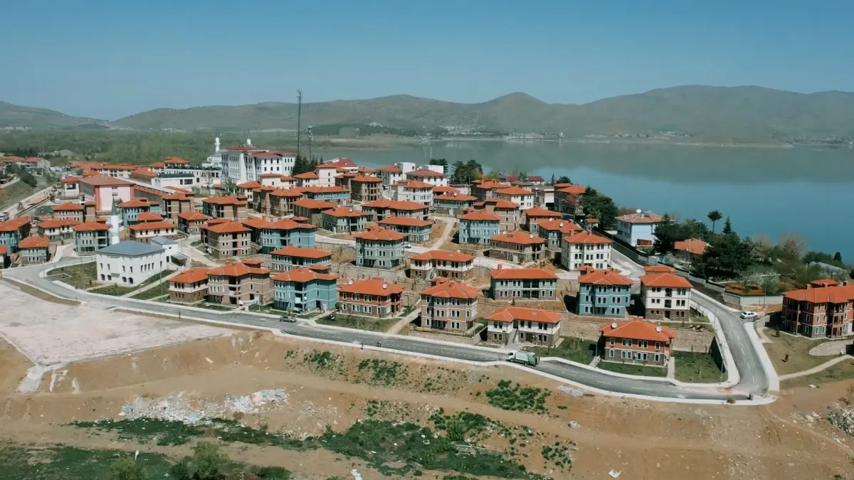 Bakan Kurum'a Fahri Hemşehrilik Beratı