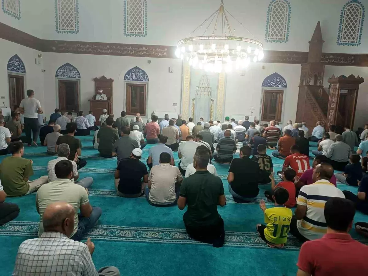 Besni'de Mevlid Kandili Coşkuyla İdrak Edildi