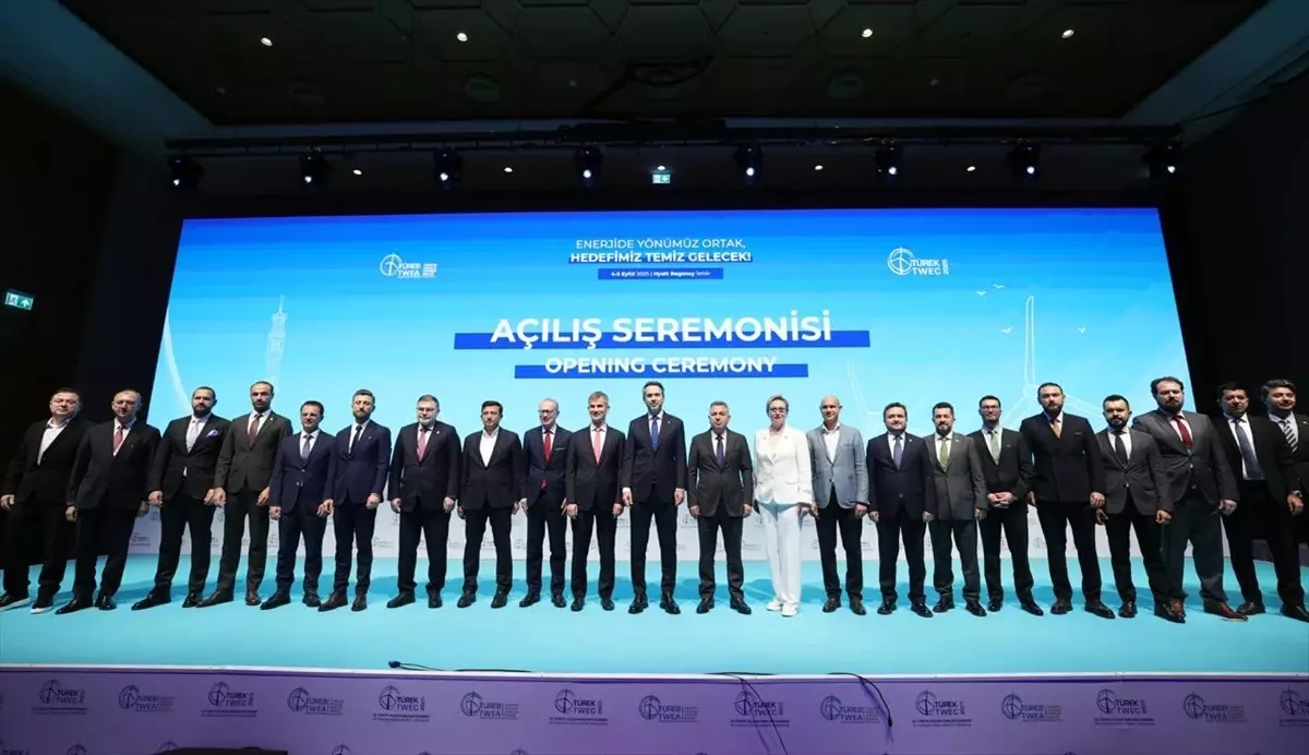 Enerji ve Tabii Kaynaklar Bakanı Bayraktar, 14. Türkiye Rüzgar Enerjisi Kongresi'nde konuştu Açıklaması