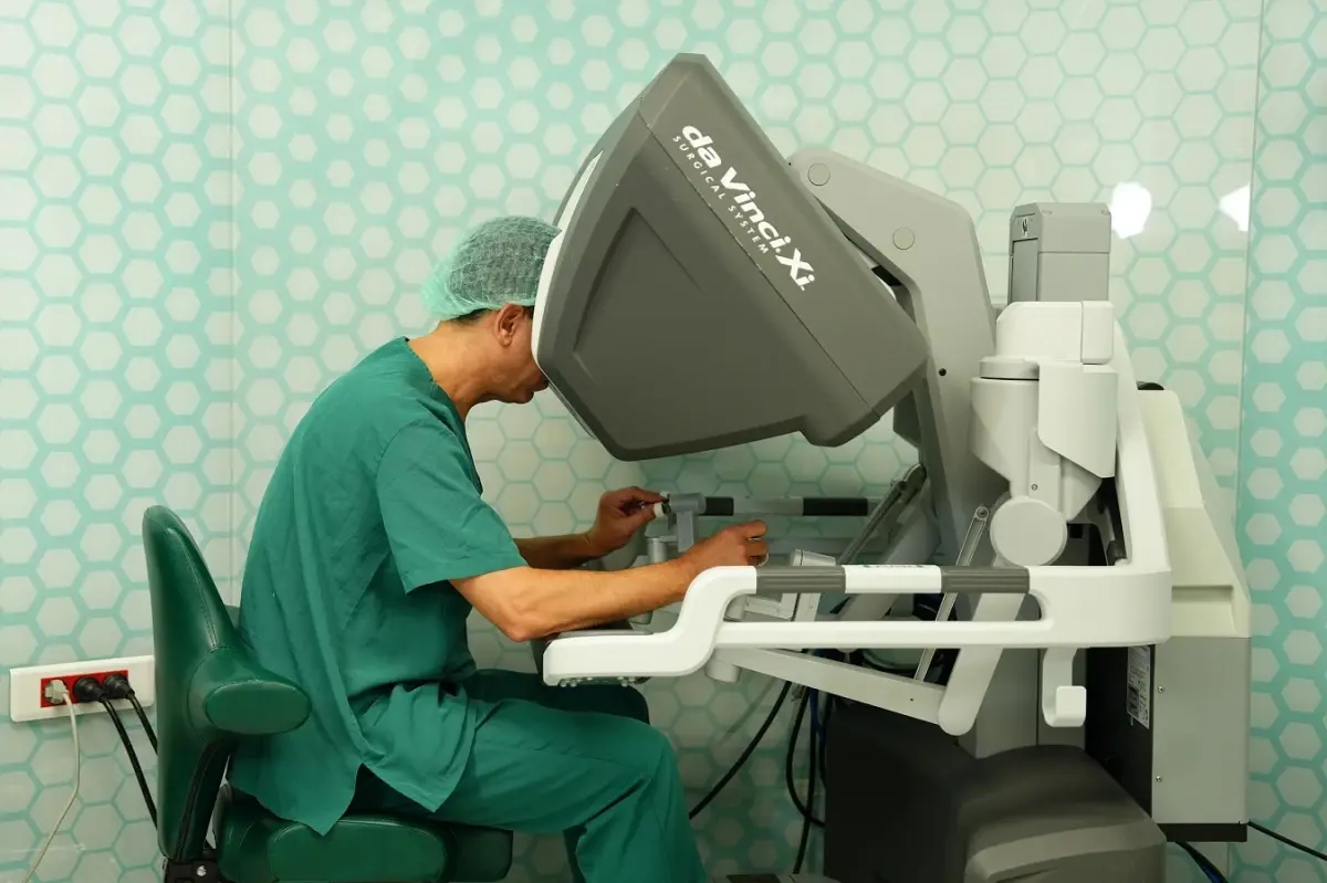 Robotik Cerrahi ile Böbrek Tümörlerinde Yeni Dönem