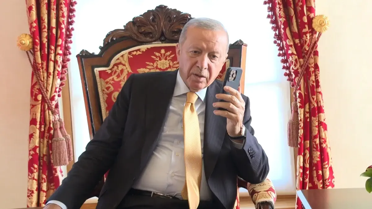 Cumhurbaşkanı Erdoğan, Şehit Piyade Er Süleyman Yılmaz'ın Eşiyle Görüştü