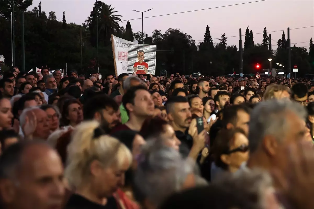 Yunanistan'da Tembi Tren Kazası Protestosu