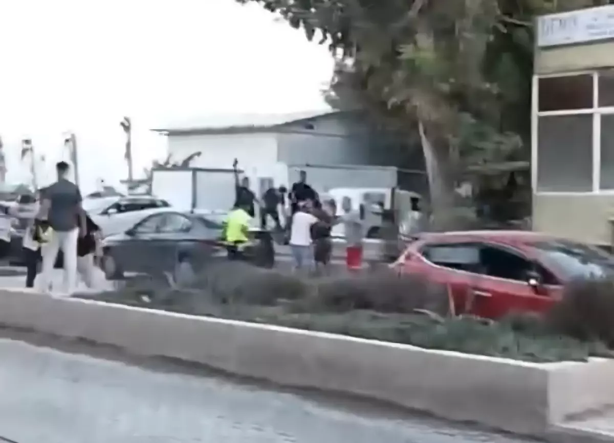 Samandağ'da Kavga: Polis Havaya Ateş Açtı