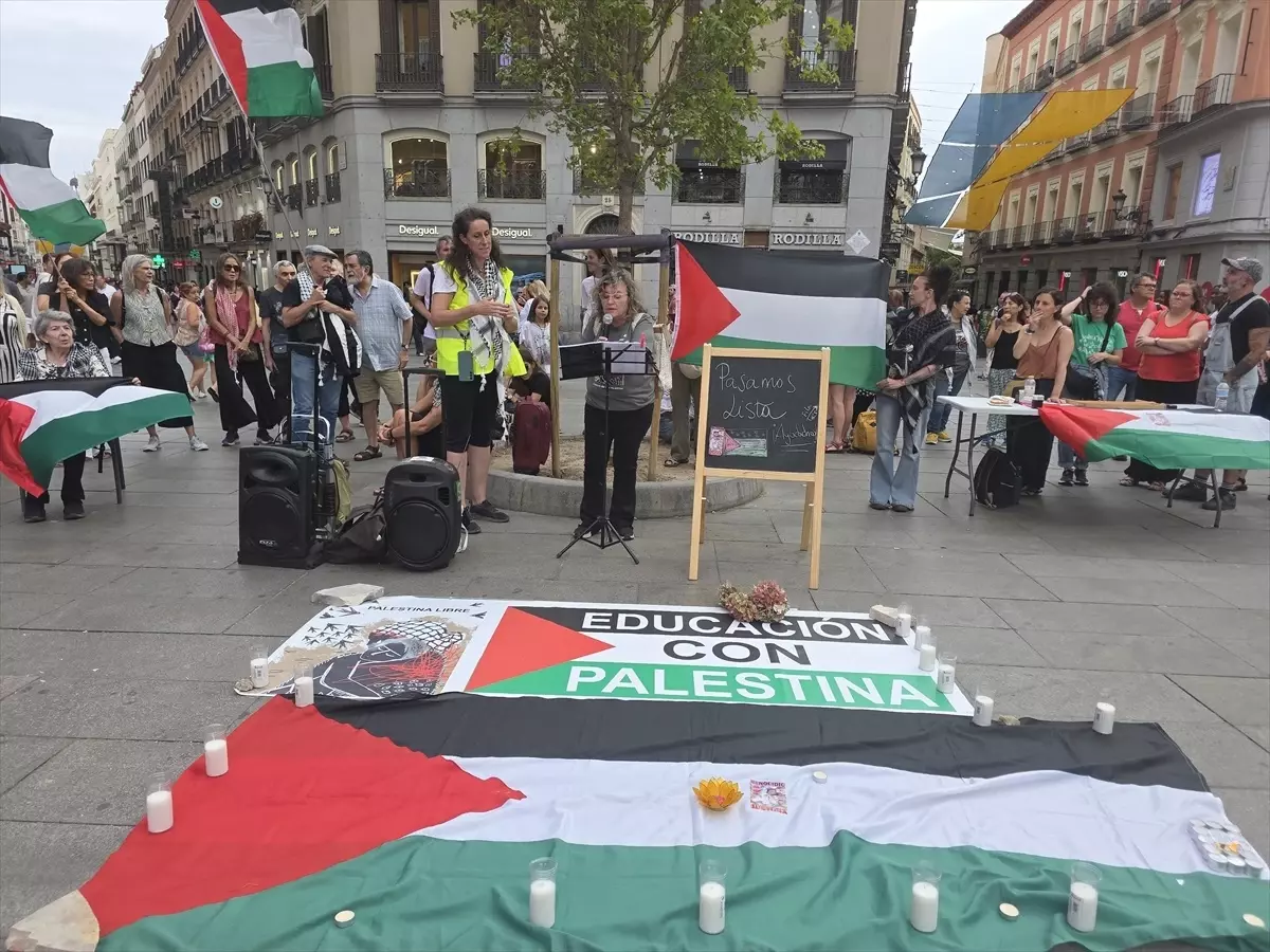 Madrid'de Gazze'deki Çocuklar Anıldı