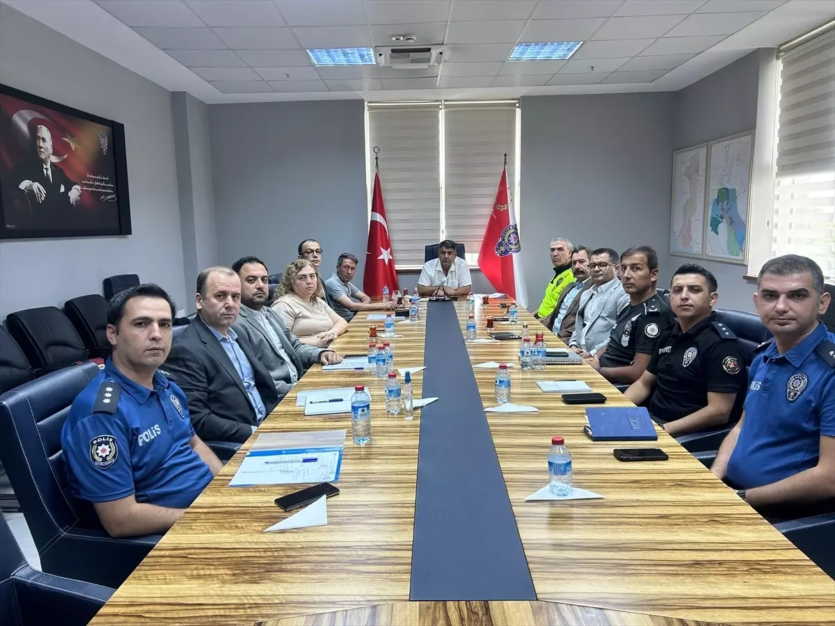 Edirne'de Okul Güvenliği Toplantısı Yapıldı