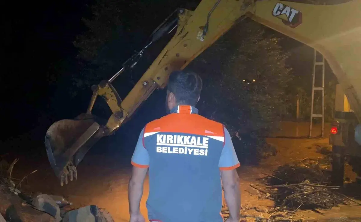 Kırıkkale'de Sağanak Yağış Taşkınlara Neden Oldu