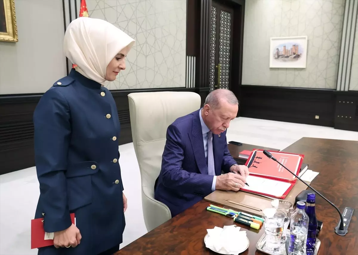 Bakan Göktaş'tan Dijital Dünyada Çocuk Hakları Sözleşmesi'ne ilişkin paylaşım Açıklaması