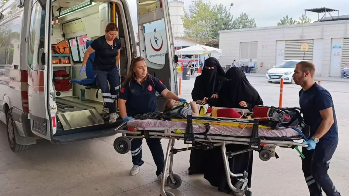 İnegöl'de 5 Yaşındaki Çocuk Düşerek Ağır Yaralandı