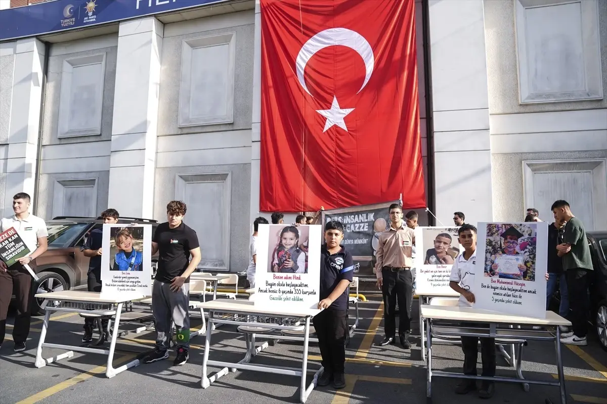 AK Parti'den Gazze'deki Çocuklar için Boş Sıralar Etkinliği