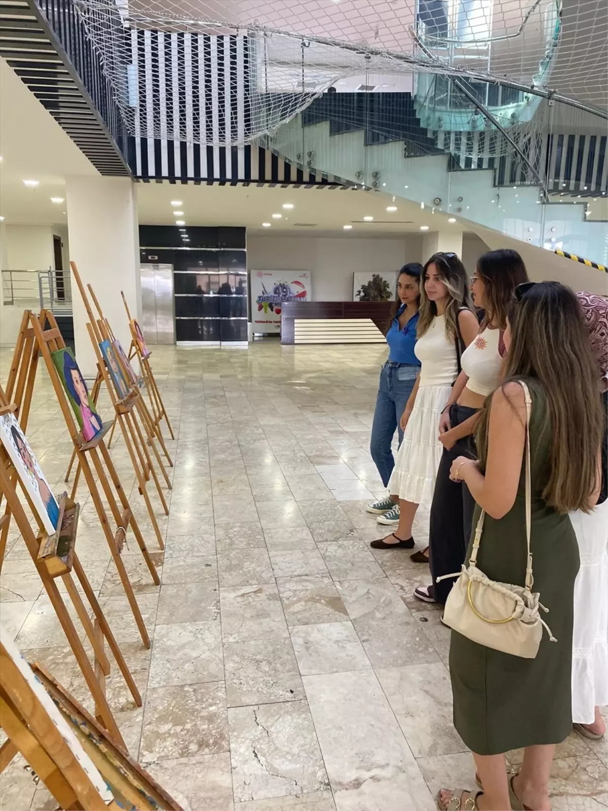 Tekirdağ'da Kanser Farkındalığı Sergisi Açıldı