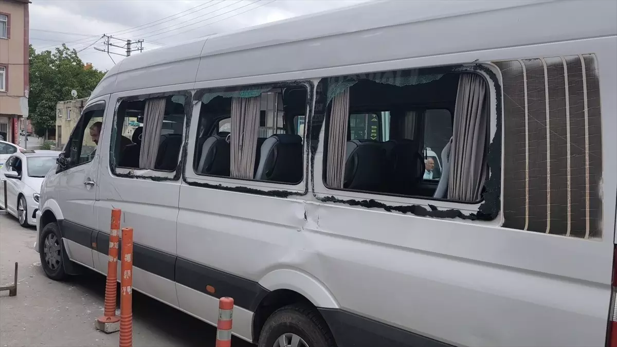 Kütahya'da Minibüs-Öğrenci Servisi Kazası