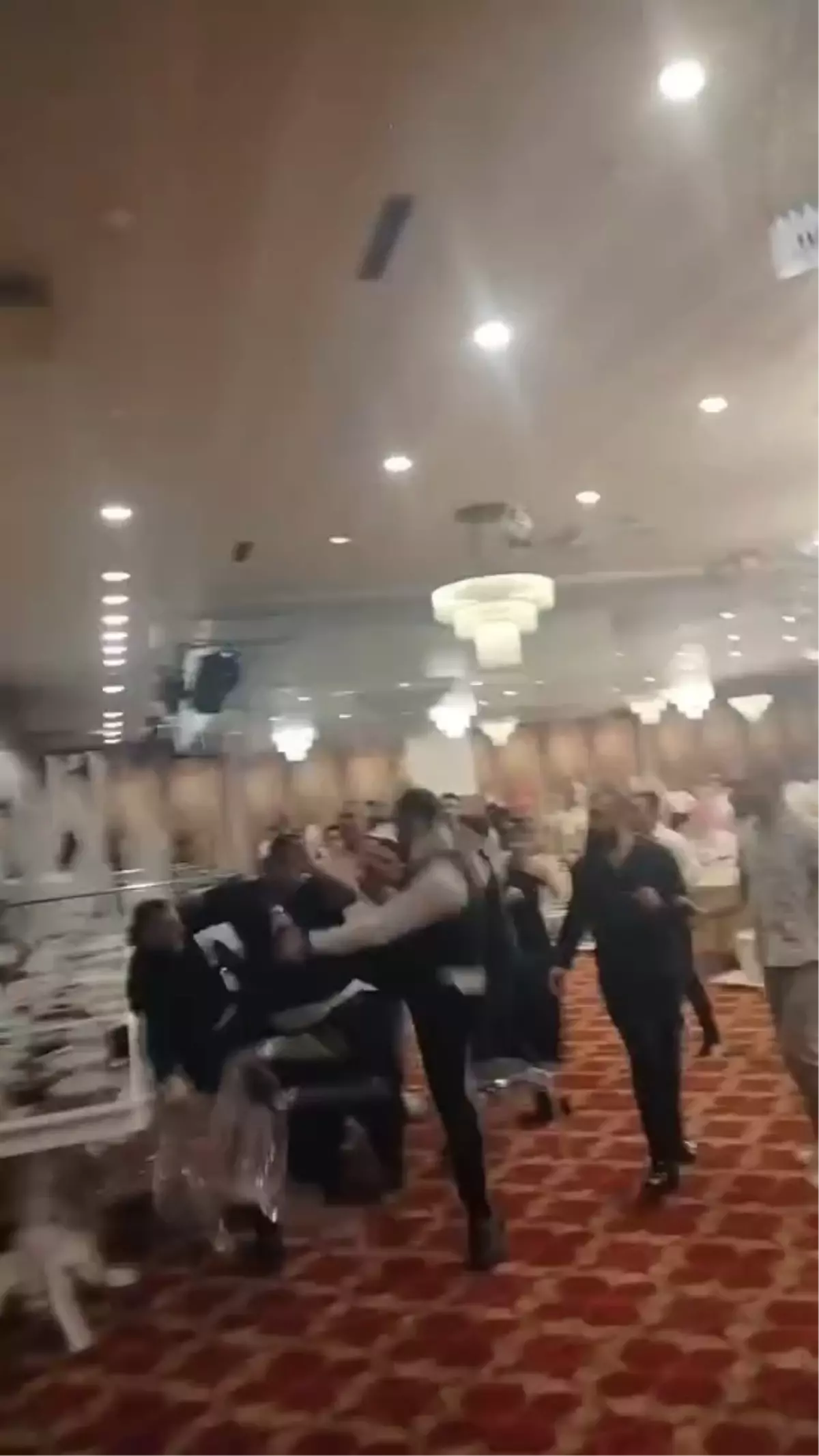 Adana'da Düğünde Kavga
