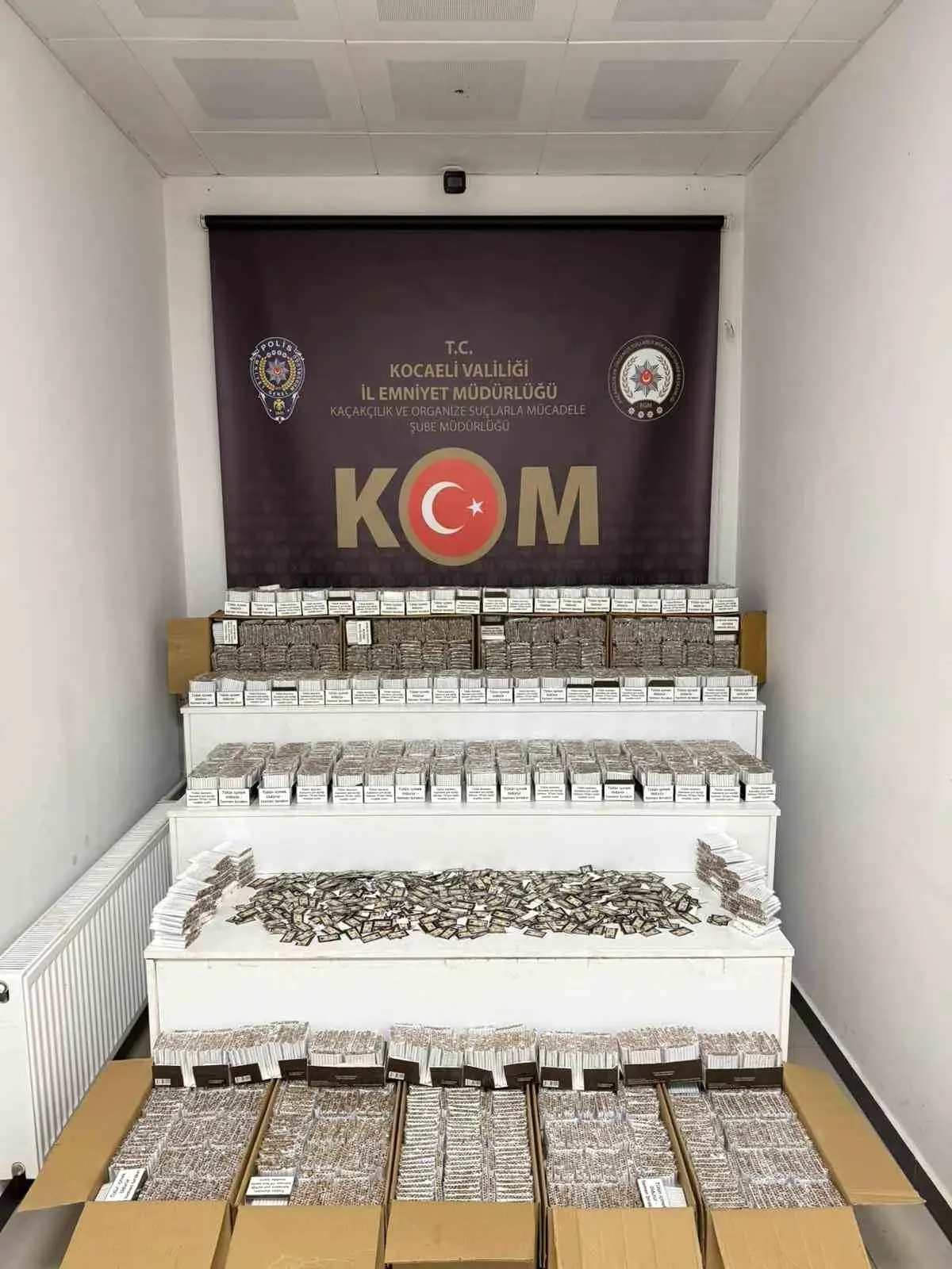Gölcük'te Kaçak Tütün Operasyonu