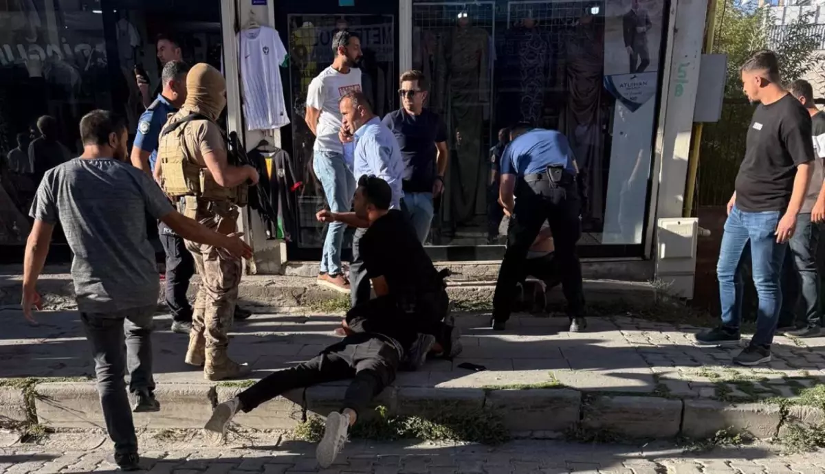 Bulanık'ta Silahlı Kavga: 2 Ölü, 3 Yaralı