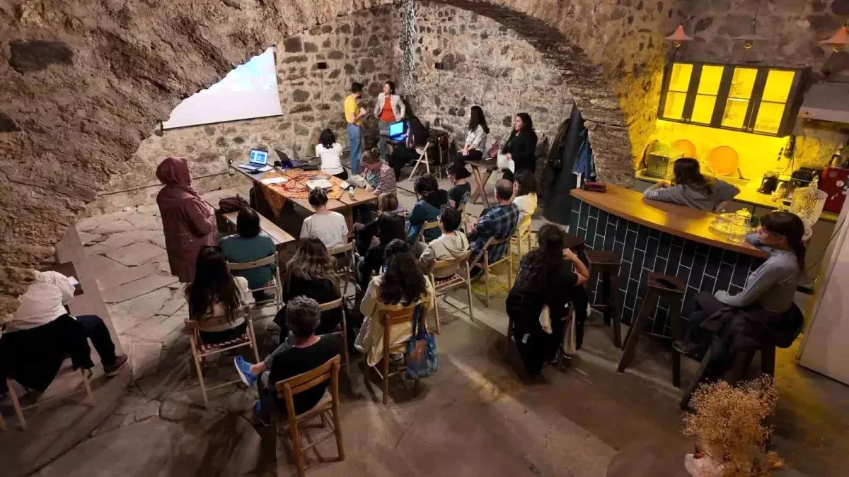 Avrupa Miras Gönüllüleri Türkiye'de İlk Projelerini Başlattı