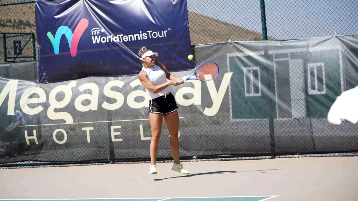 Erciyes'te Dünya Tenis Turu Başladı