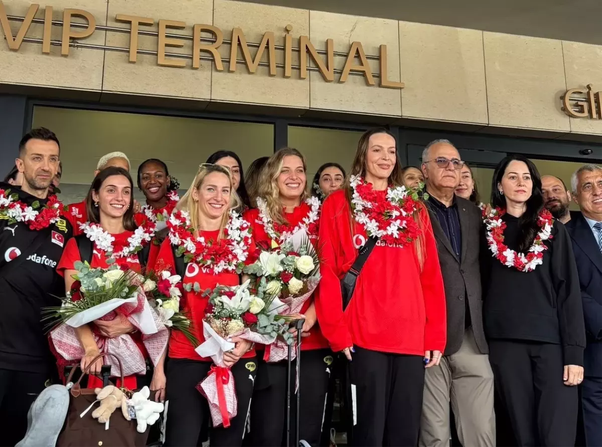 A Milli Kadın Voleybol Takımı Gümüş Madalya Kazandı
