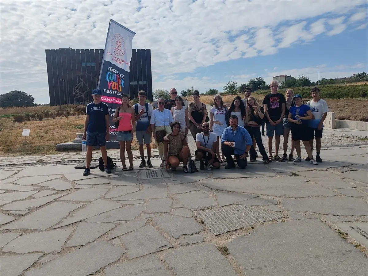 Gençler Çanakkale'de Buluştu