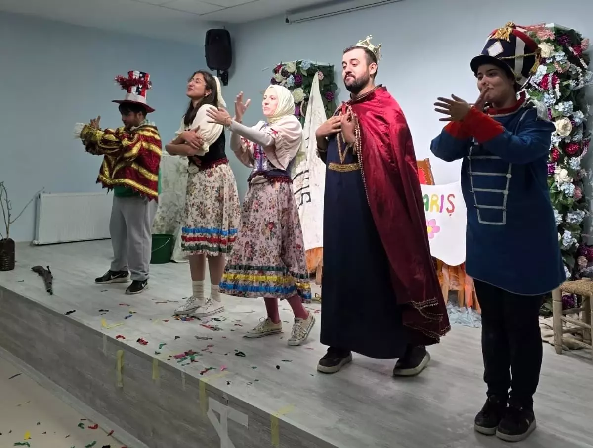 Çocuklar için 'Kurşun Askerin Utancı'