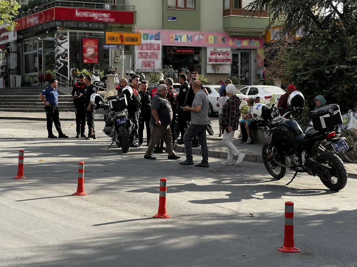 Kayseri'de Motosiklet Kazası: İki Polis Yaralı