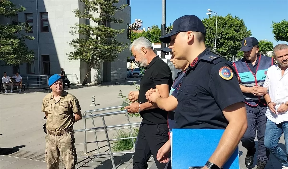 Şükrü ve Fatih Sözen Tutuklandı