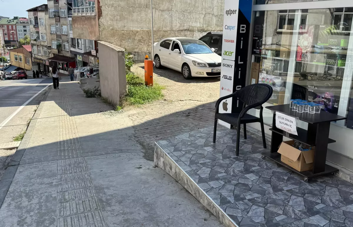 Mertcan Mercan'dan Yolda Dinlenme Alanı