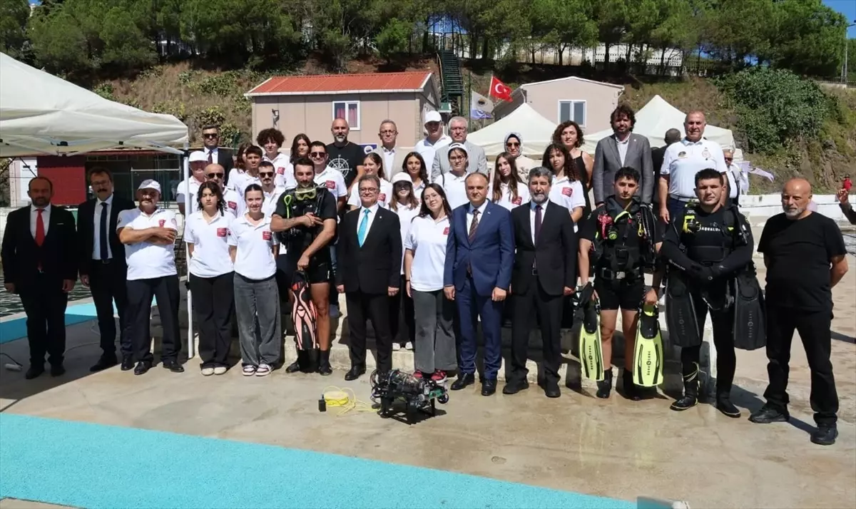 Sinop'ta Yapay Zeka Destekli İnsansız Deniz Aracı Tanıtıldı