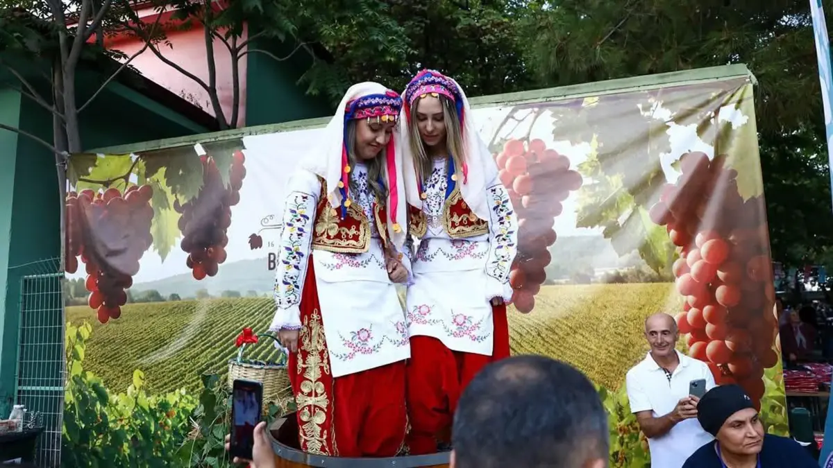 Kırklareli'nde Bağ Bozumu Şenlikleri Başladı
