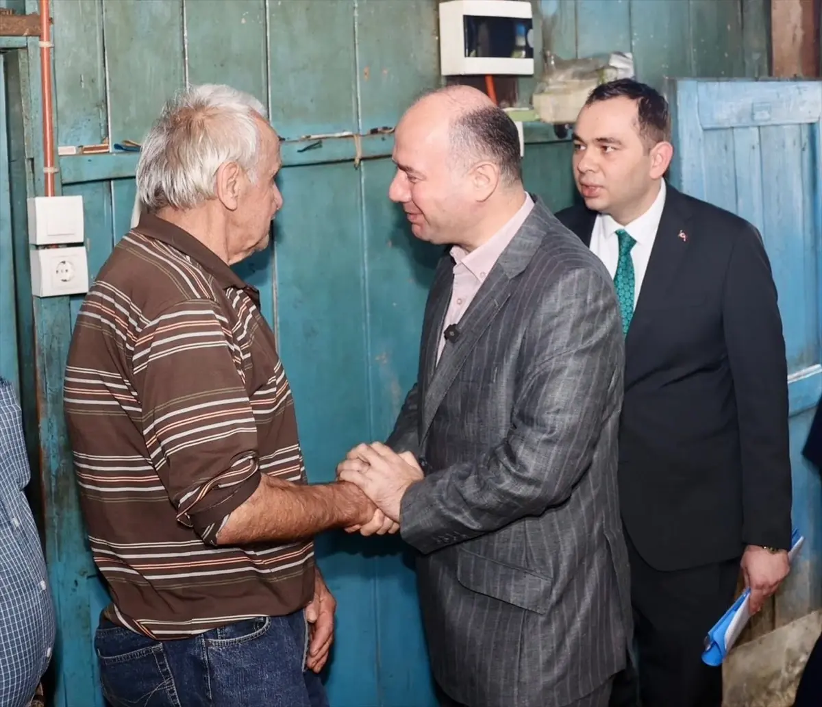 Giresun Valisi Serdengeçti'nin ziyaret ettiği şehit ailesine yeni ev yapılacak