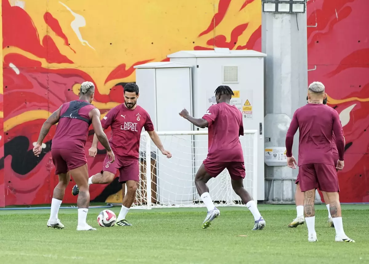 Galatasaray Eyüpspor Maçına Hazır