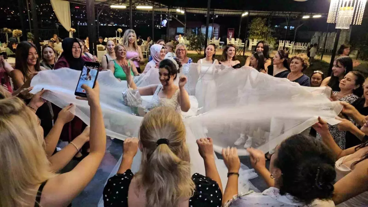 Cemre'nin Gelinlik Hayali Gerçek Oldu