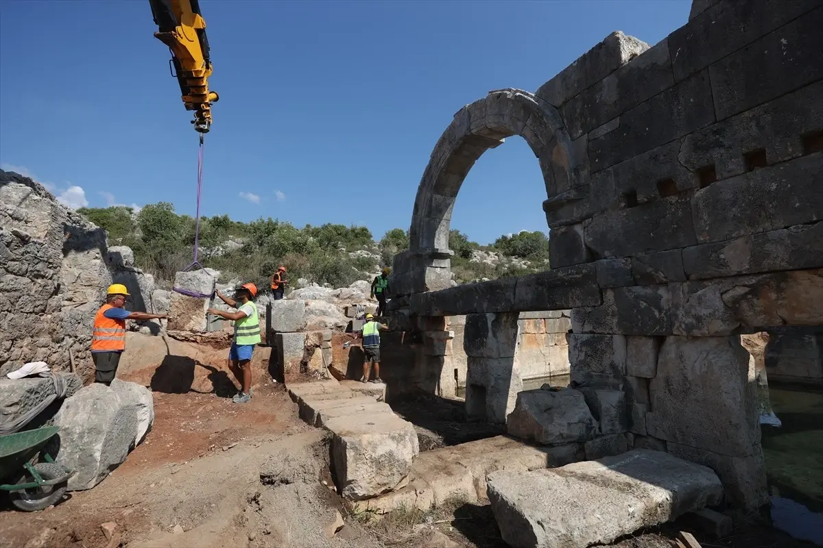 Myra Antik Kenti'nde Nymphaion Restorasyonu